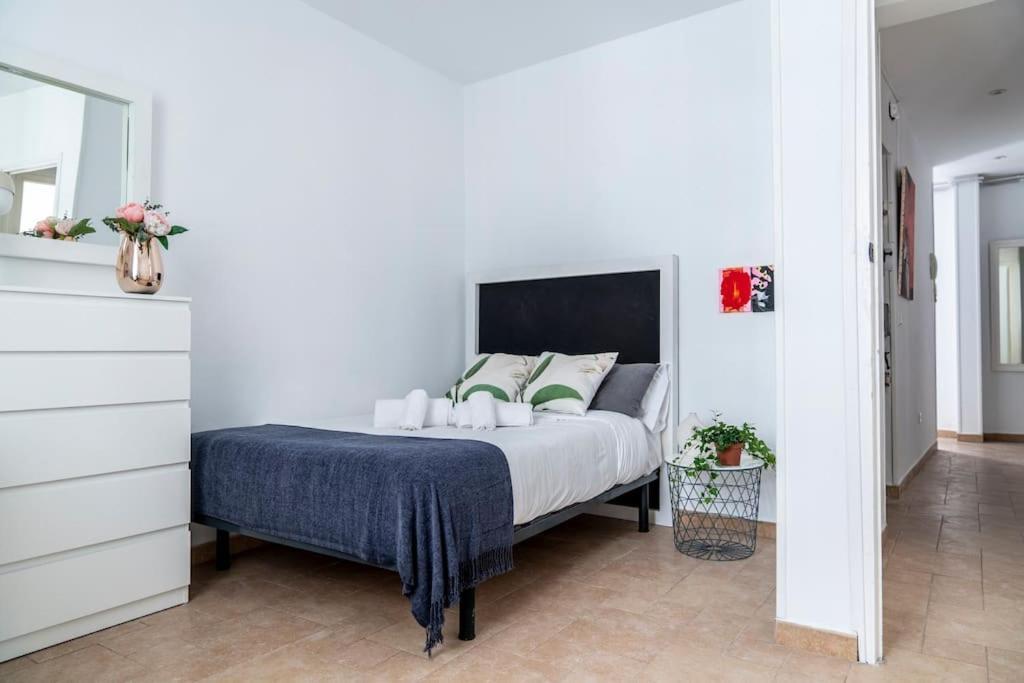 Apartamento Flat For Groups 8 People In Gran Via-Cgrac4 Madrid Exterior foto